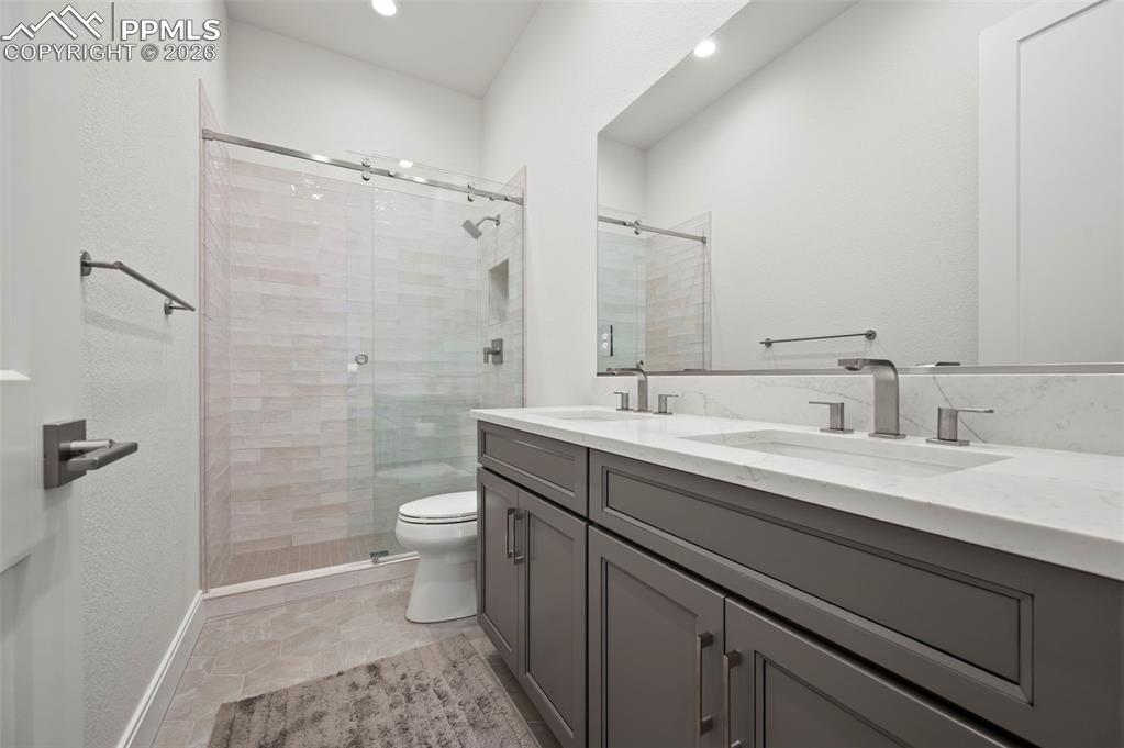 Image 27 of 50: No Description Available