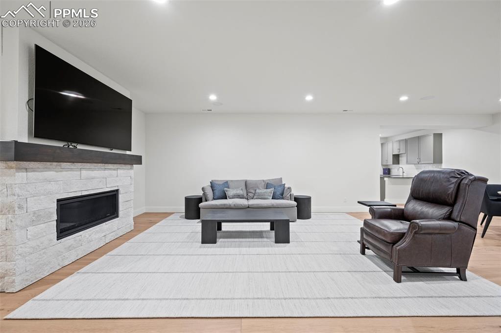 Image 32 of 50: No Description Available