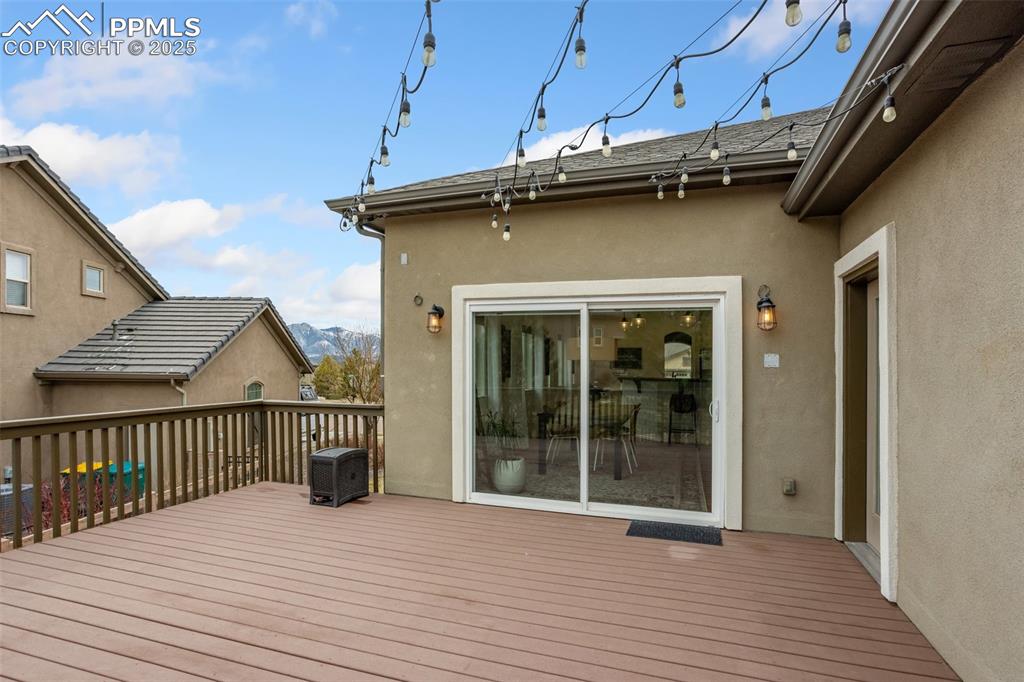 Image 33 of 49: Deck