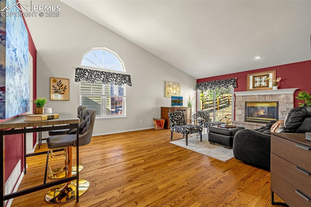 Image 4 of 45: No Description Available