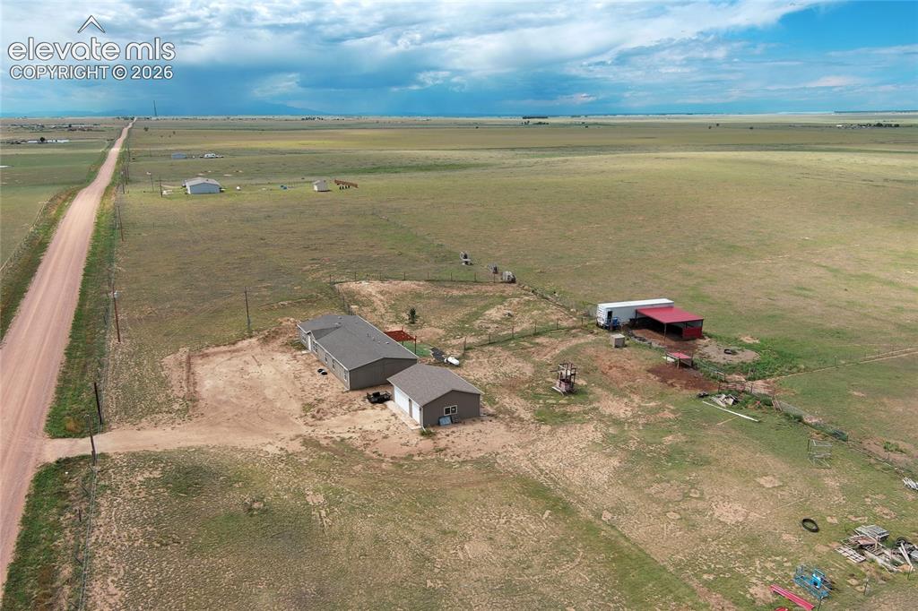 Image 41 of 50: Aerial view 6