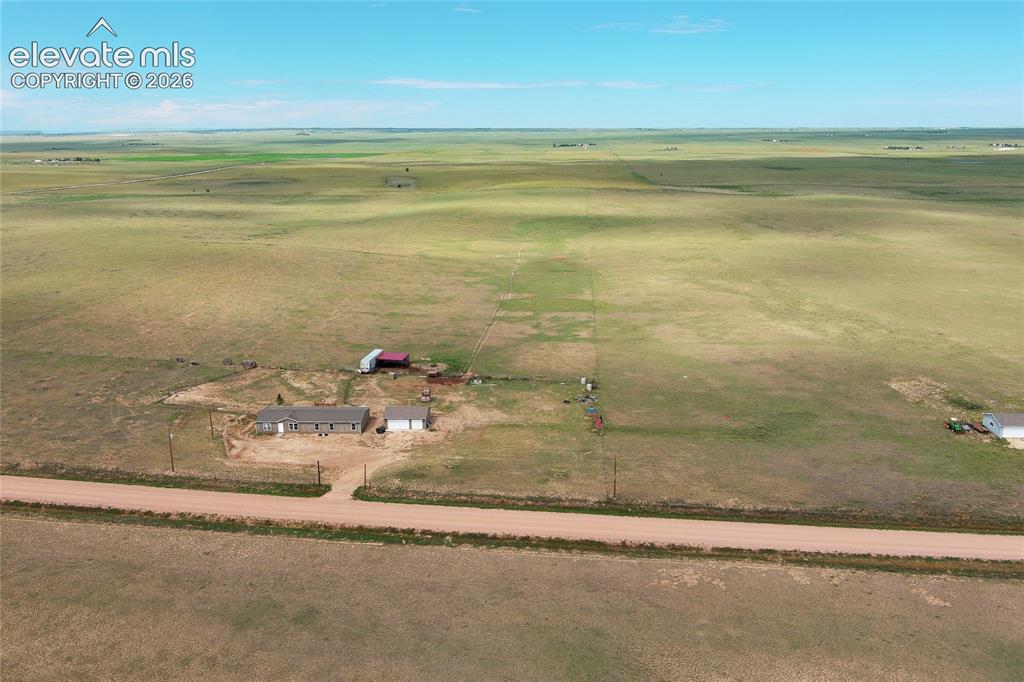 Image 42 of 50: Aerial view 7