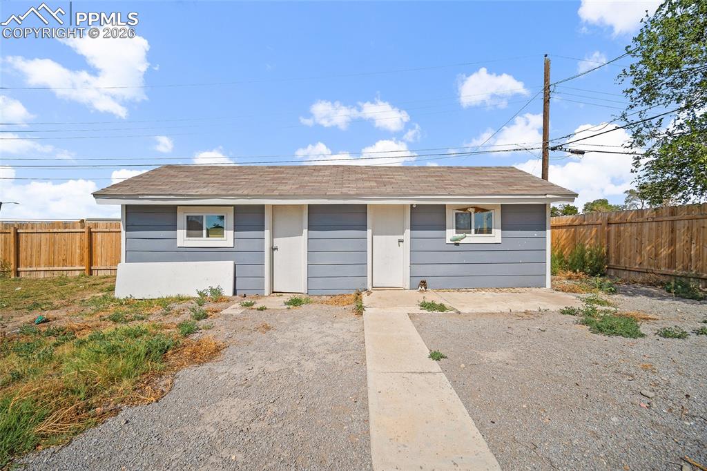 Image 27 of 27: Front of Structure