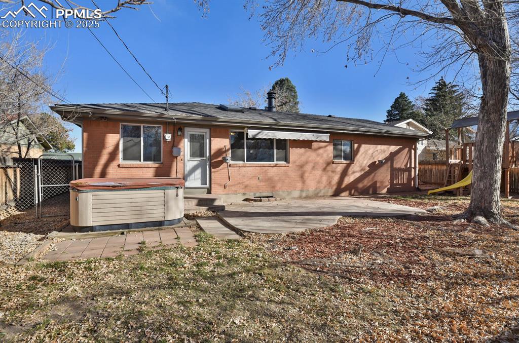 Image 41 of 46: Back of Structure