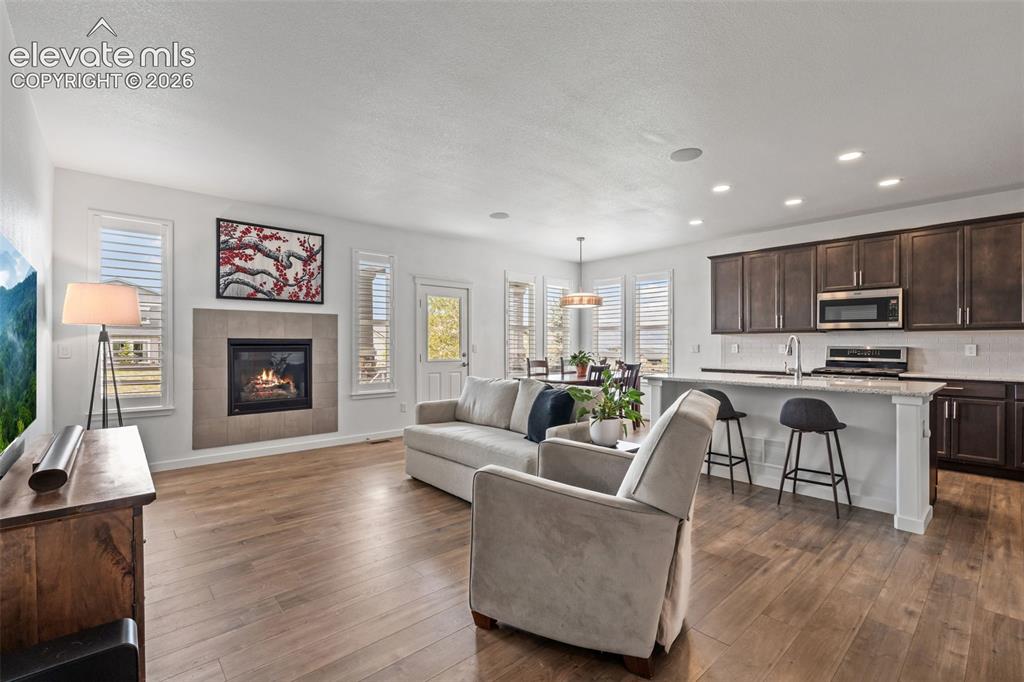 Image 10 of 42: Living Room