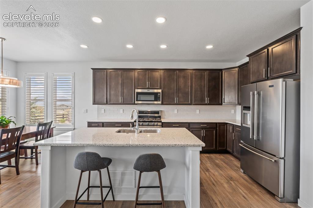 Image 11 of 42: Kitchen