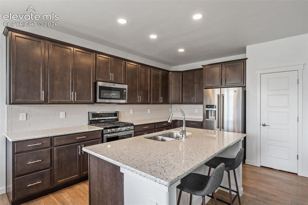 Image 13 of 42: Kitchen
