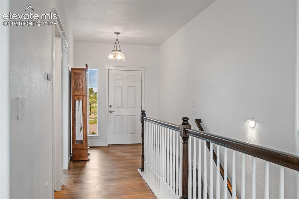 Image 4 of 42: Entry