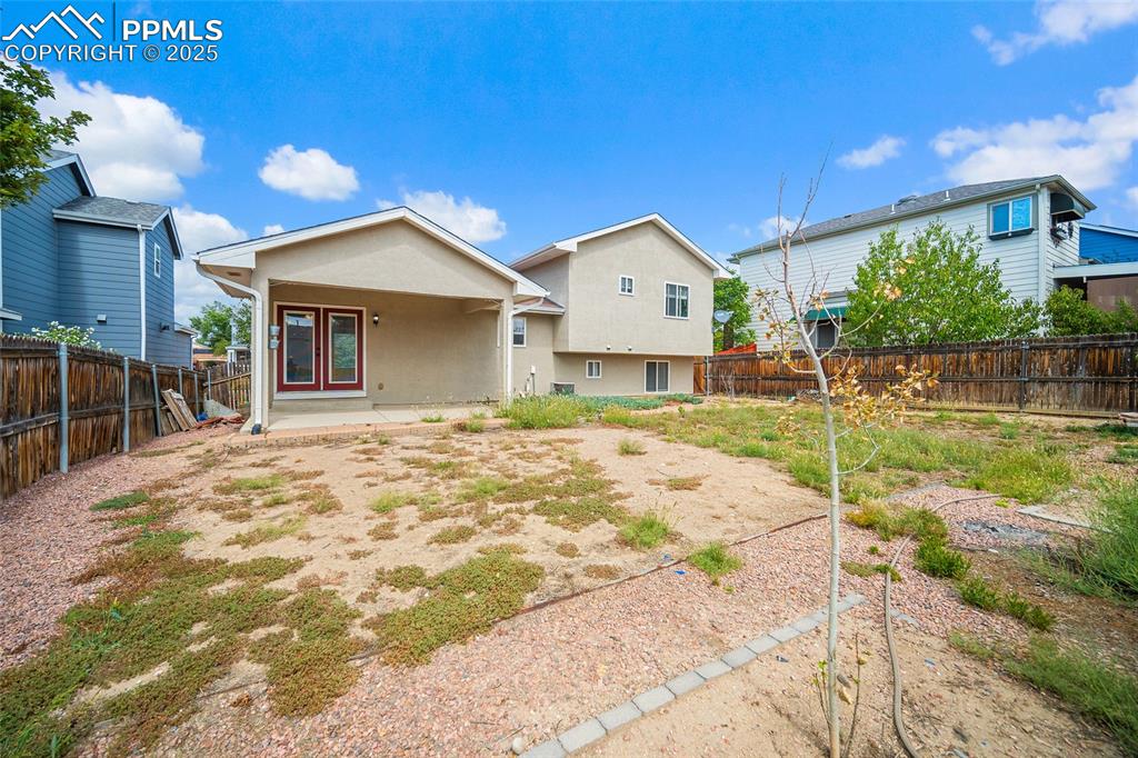 Image 37 of 38: Back of Structure