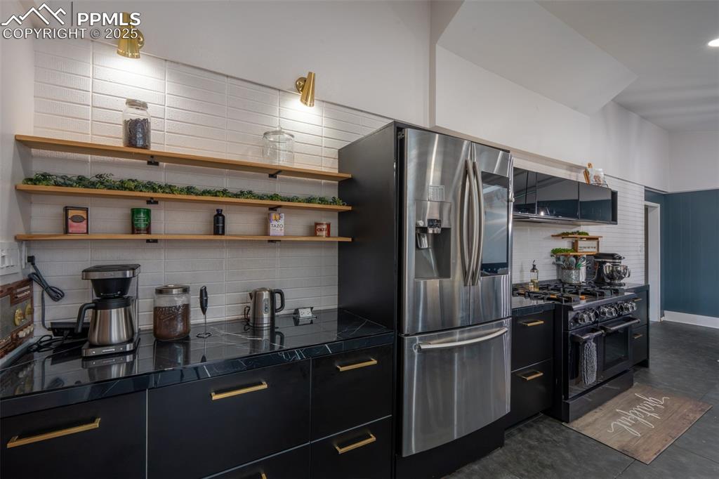 Image 8 of 49: Kitchen - main floor