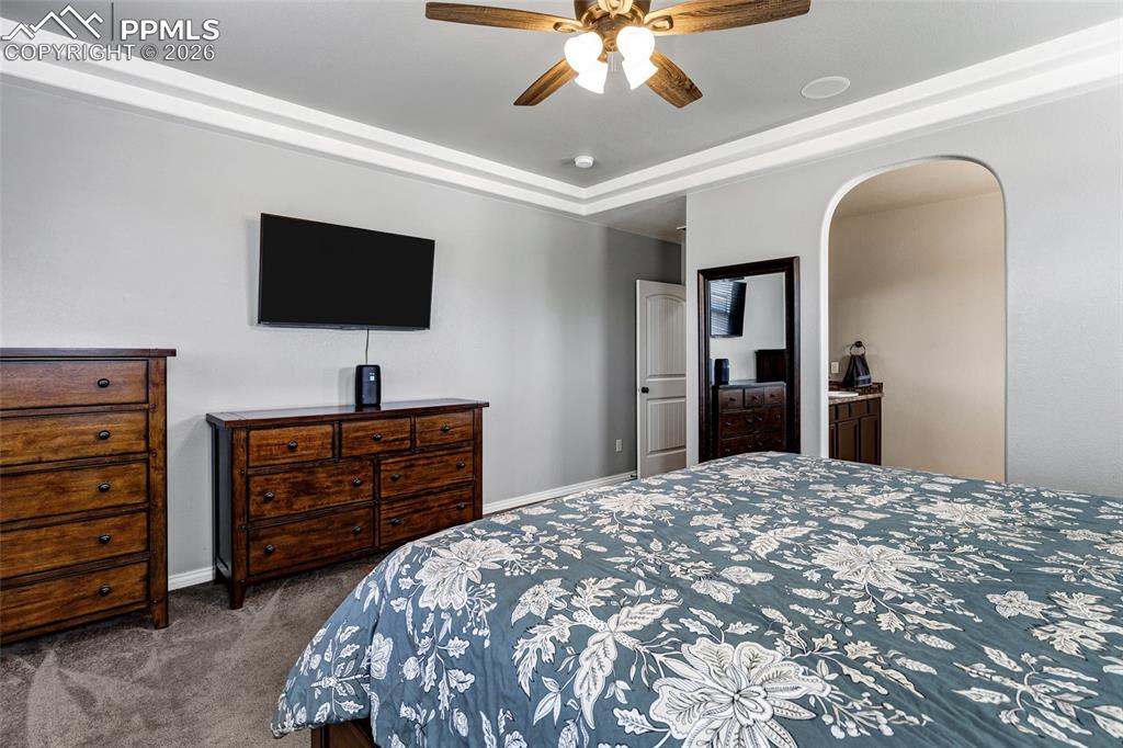 Image 14 of 49: Bedroom