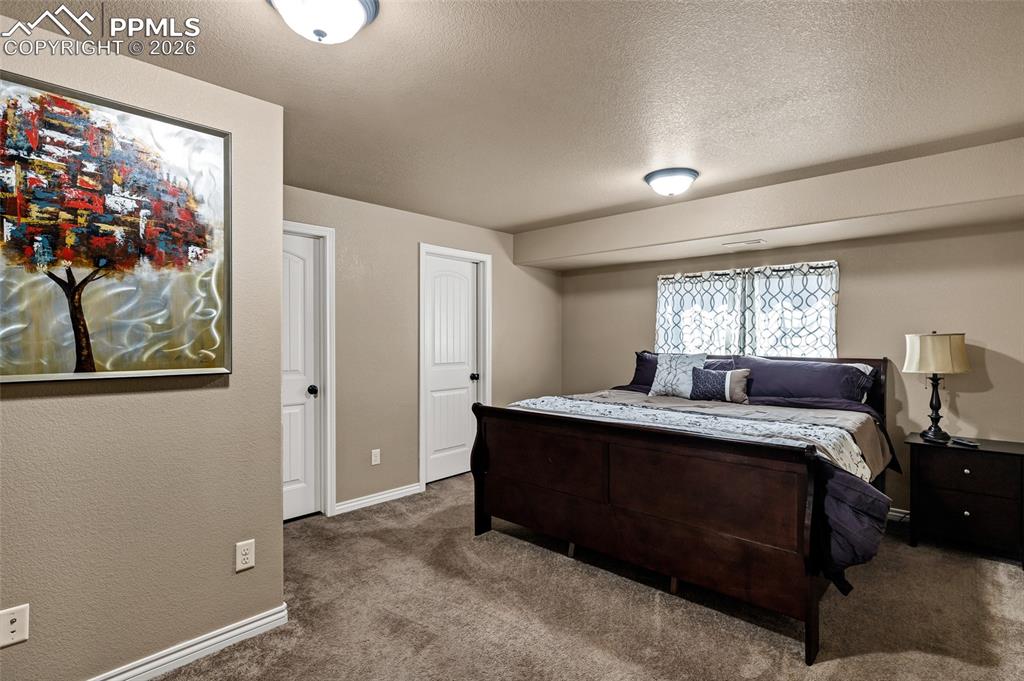 Image 33 of 49: Bedroom