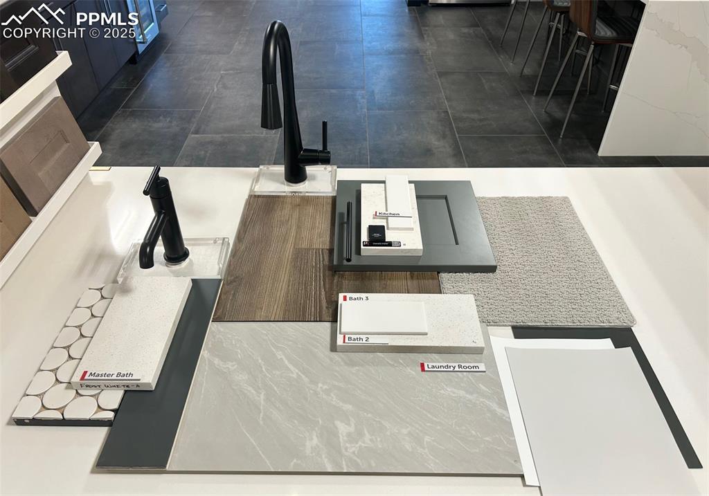 Image 2 of 2: Interior color selections