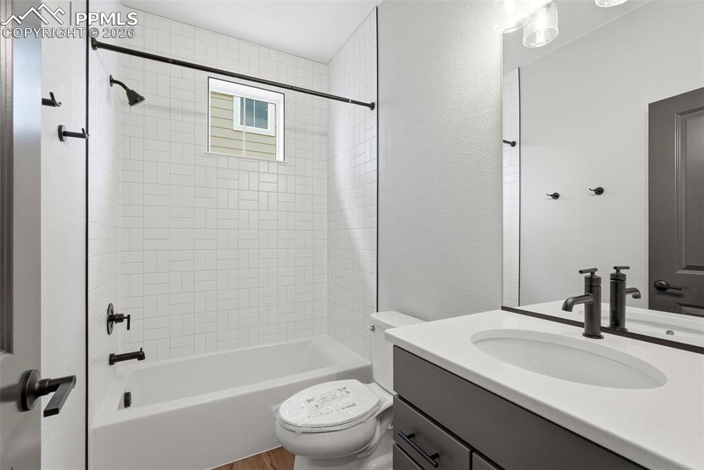 Image 20 of 41: No Description Available