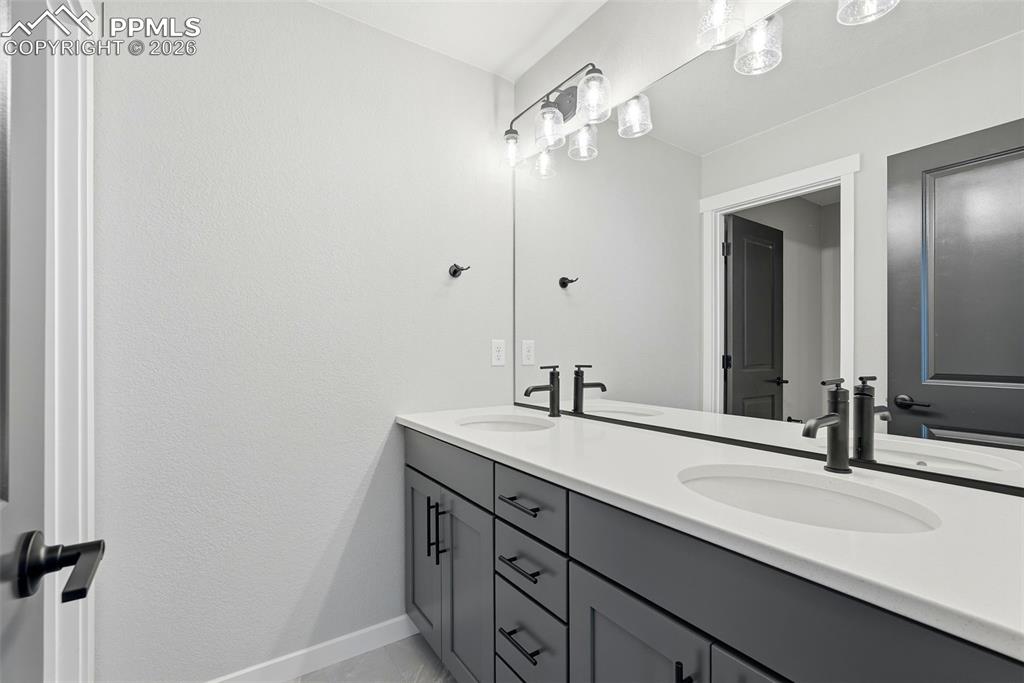 Image 30 of 41: No Description Available