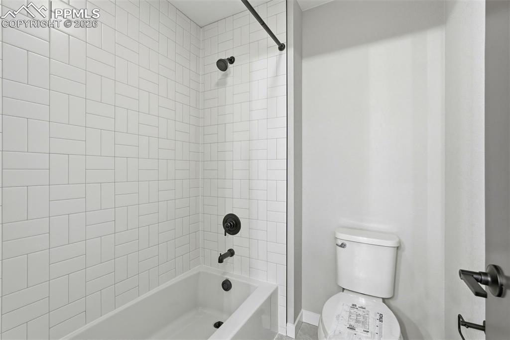 Image 31 of 41: No Description Available