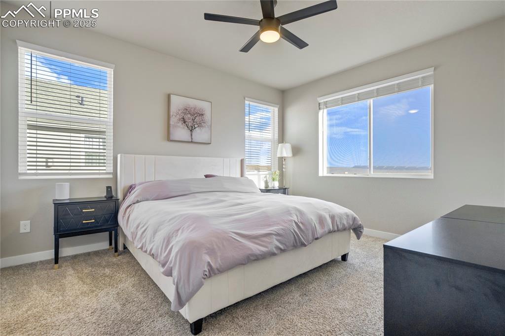 Image 15 of 49: Bedroom