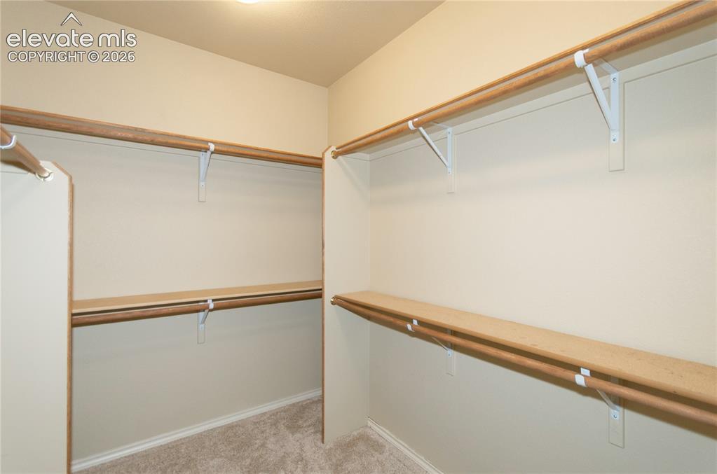 Image 23 of 42: Closet