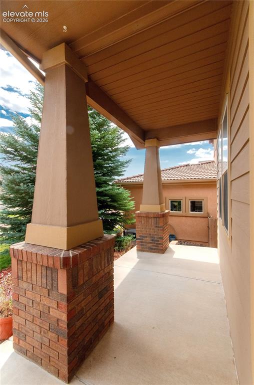 Image 4 of 42: Patio