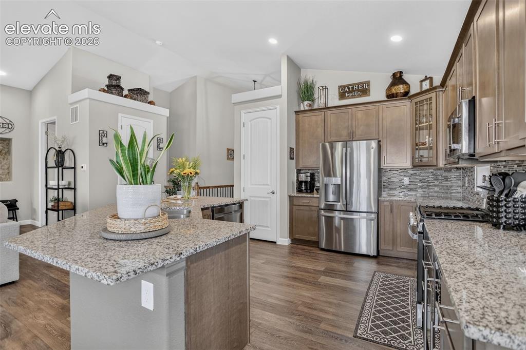 Image 13 of 42: Kitchen