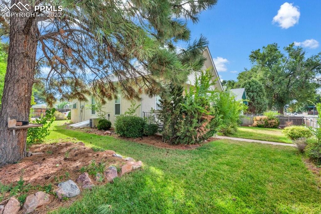 Listing 3813279, Image 3 of 27