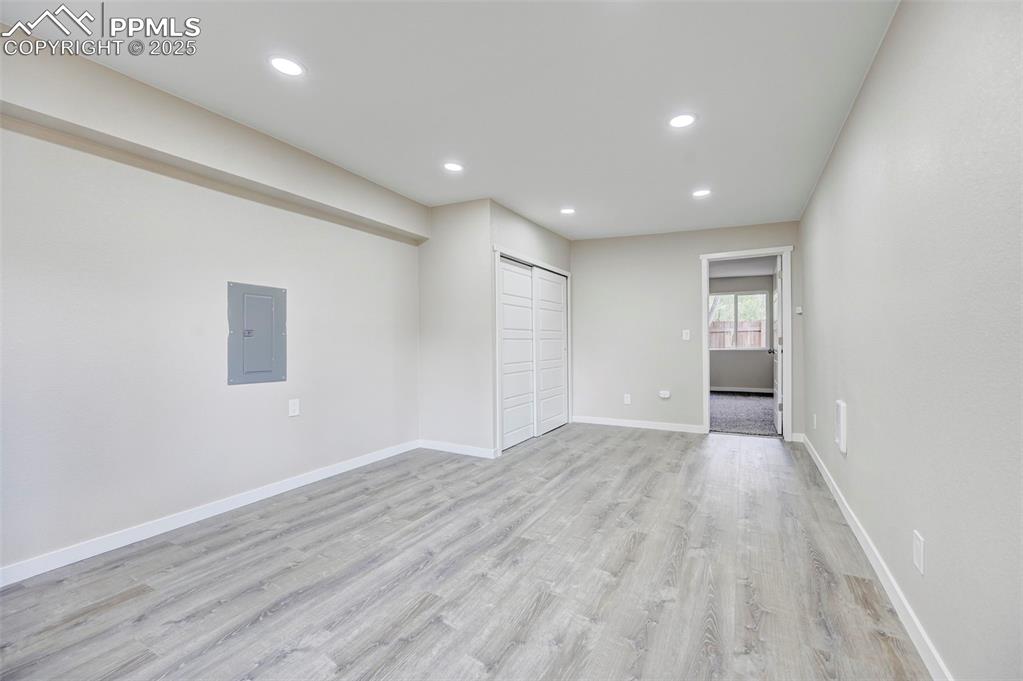 Image 13 of 37: Dining Area