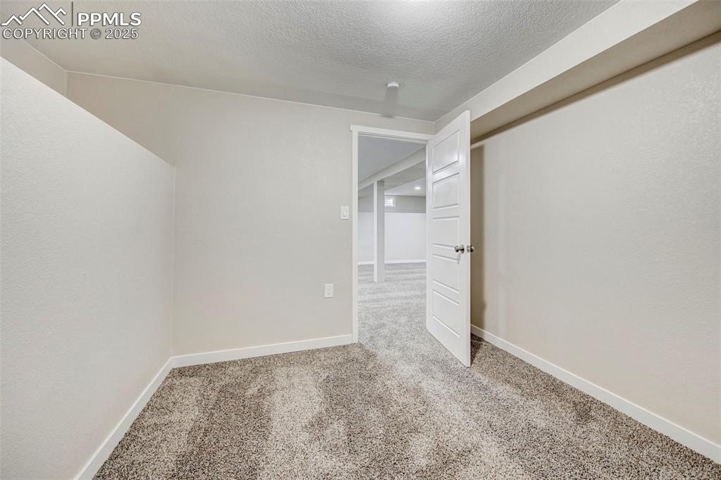 Image 25 of 37: Bedroom