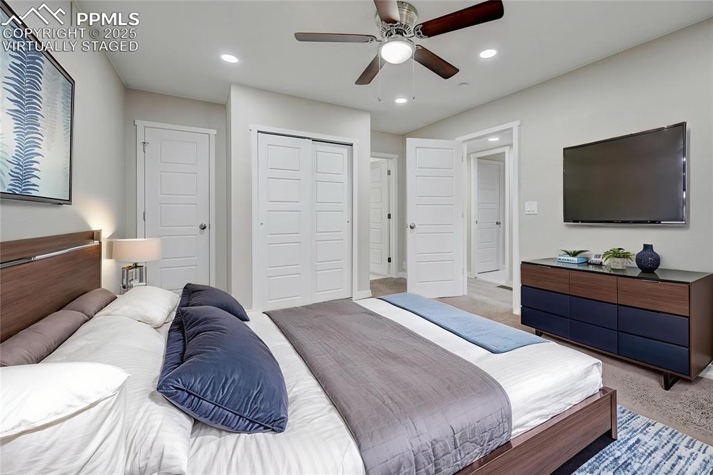 Image 33 of 37: Virtually Staged