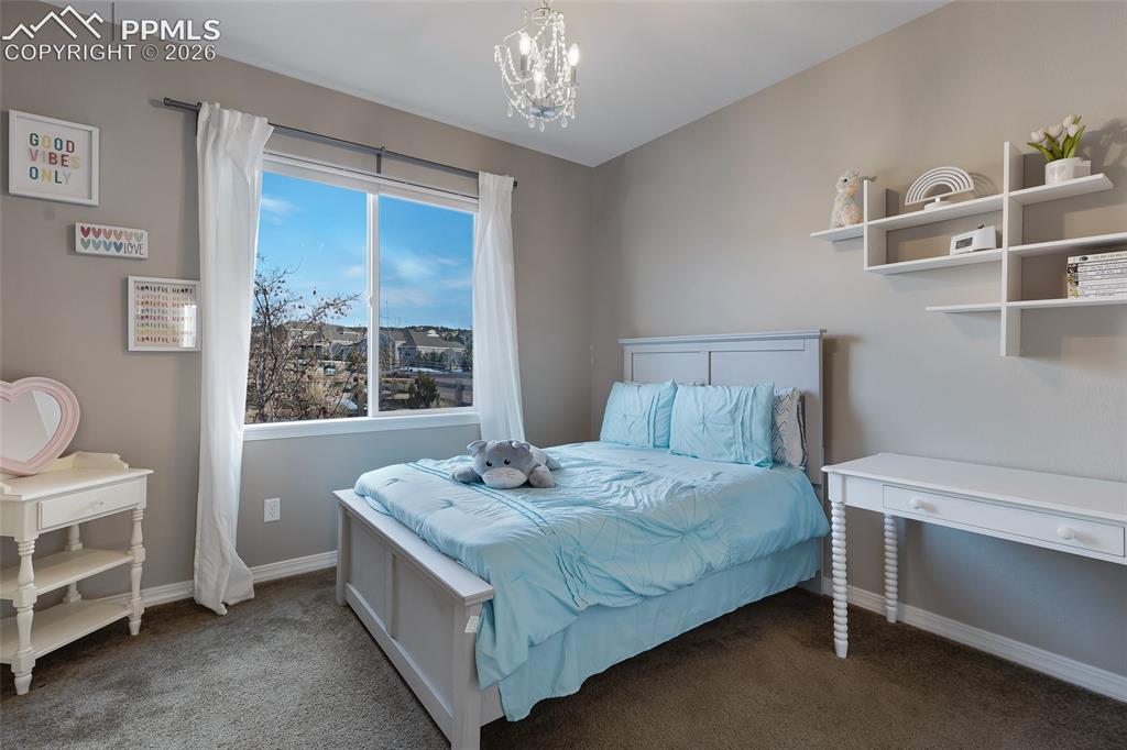 Image 16 of 37: Bedroom