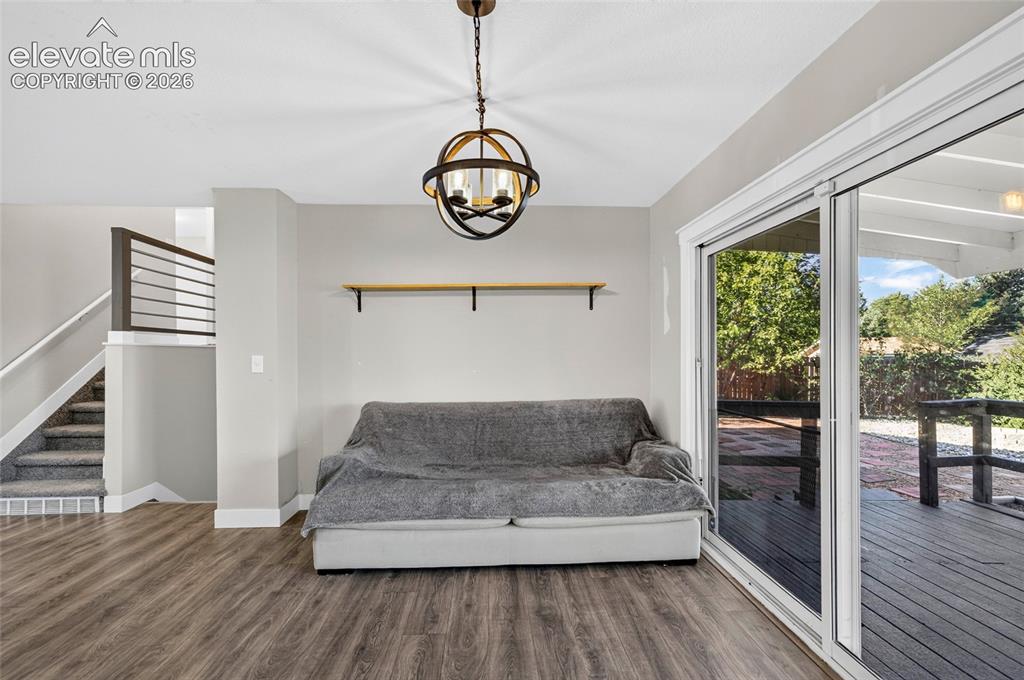 Image 9 of 42: Sitting Room