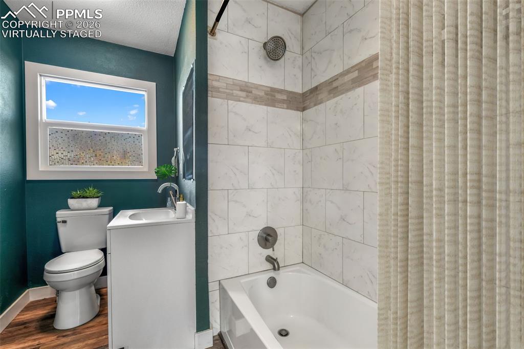 Image 39 of 50: Virtually Staged