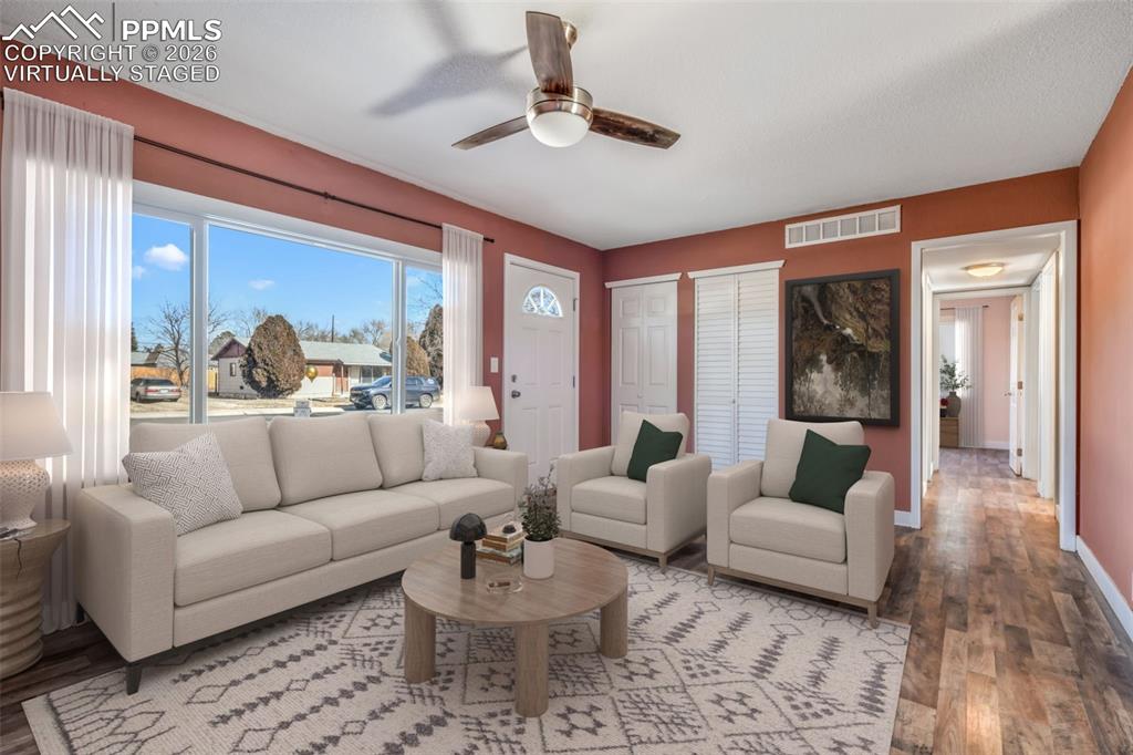 Image 4 of 50: Virtually Staged