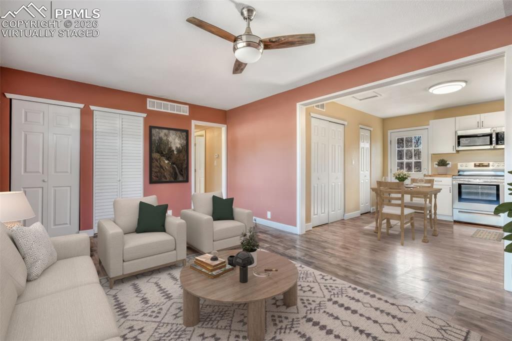 Image 6 of 50: Virtually Staged