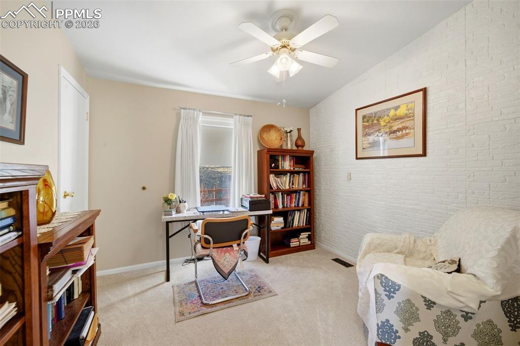 Image 14 of 37: Comfortable Guest Bedroom