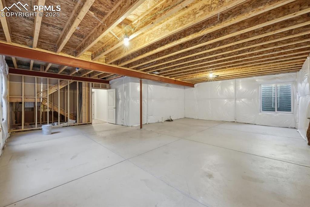 Image 34 of 41: View of unfinished below grade area