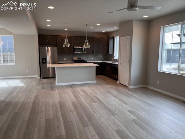 Image 2 of 9: Kitchen