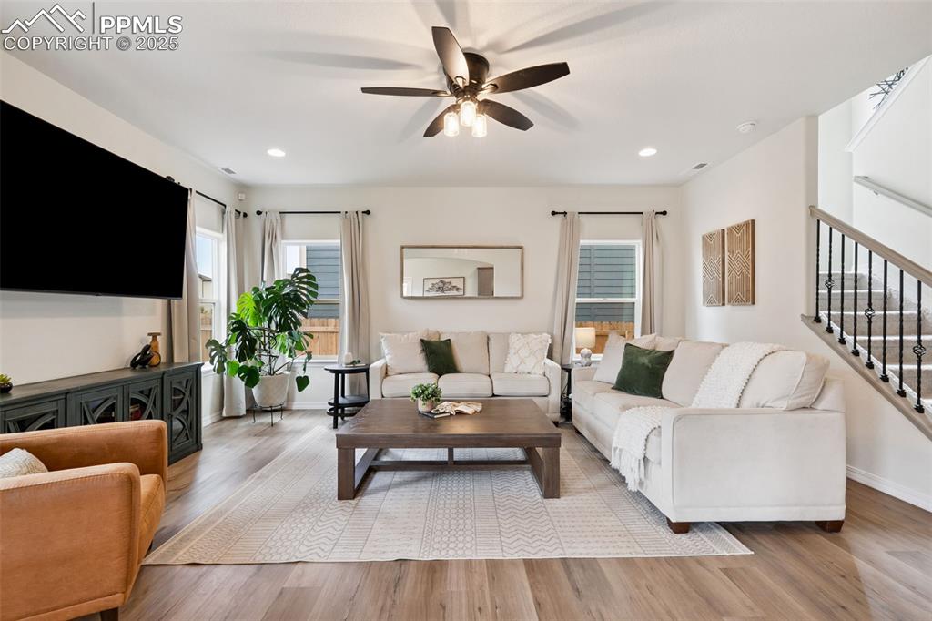 Image 11 of 35: Living Room
