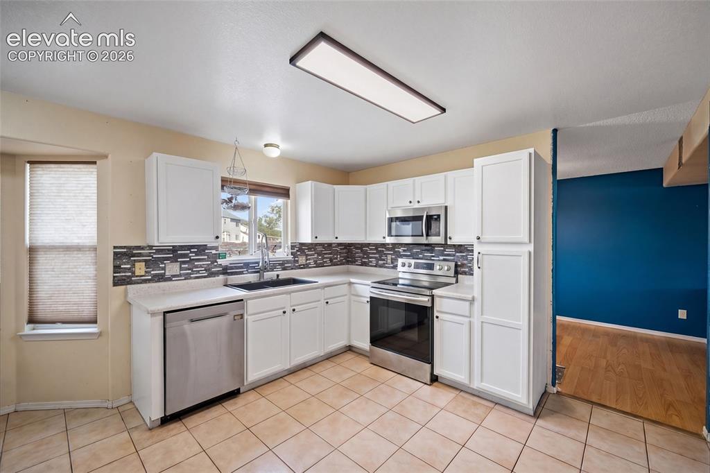 Image 3 of 16: Kitchen
