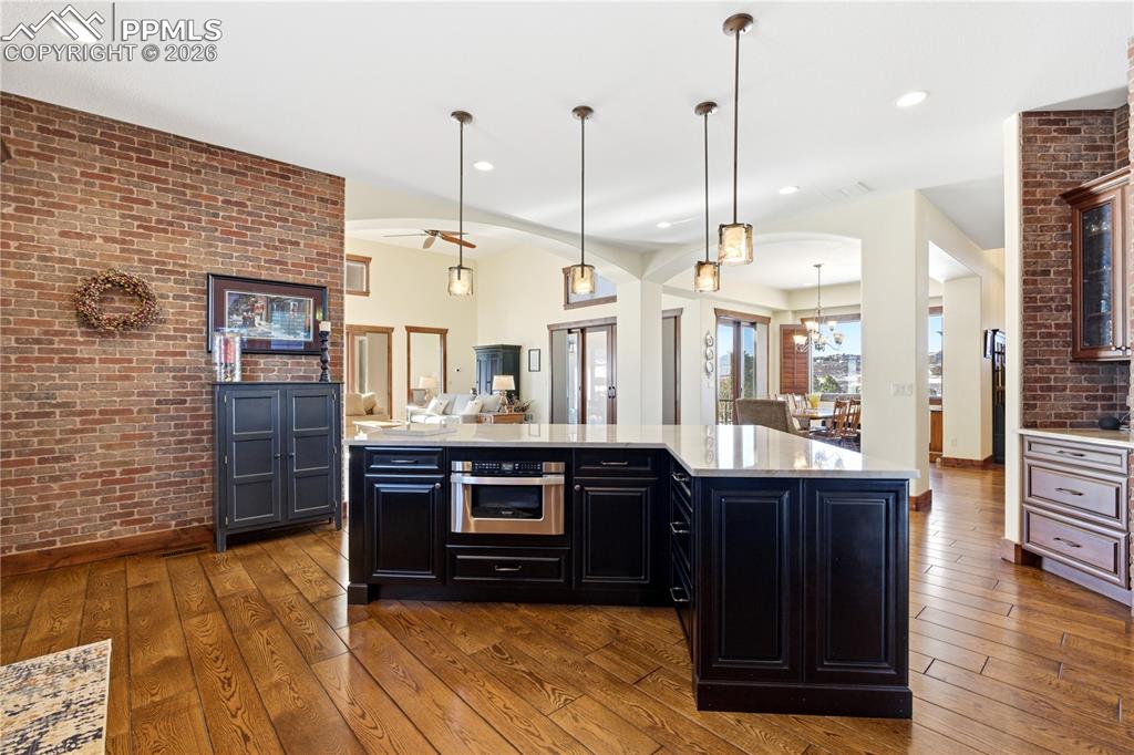 Image 8 of 46: Kitchen