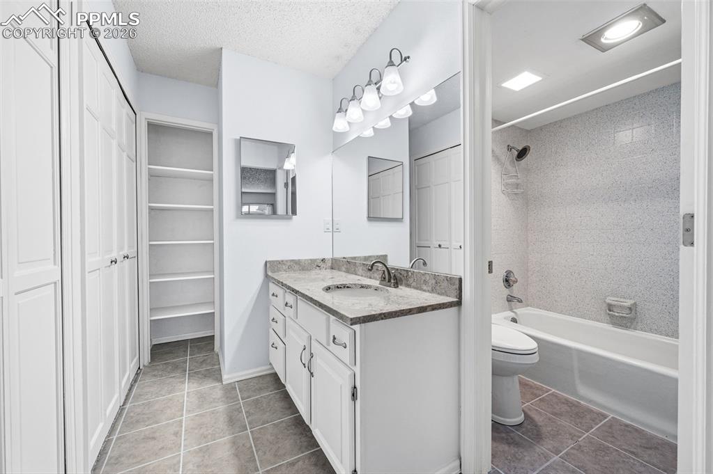 Image 23 of 38: No Description Available