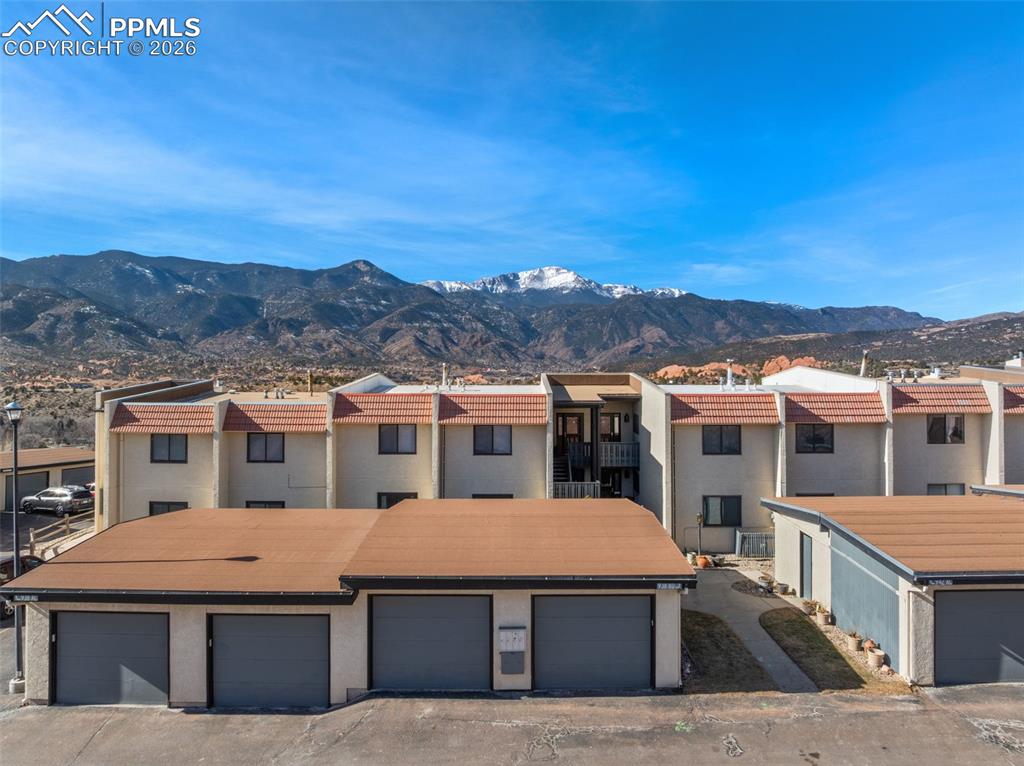 Image 35 of 38: No Description Available