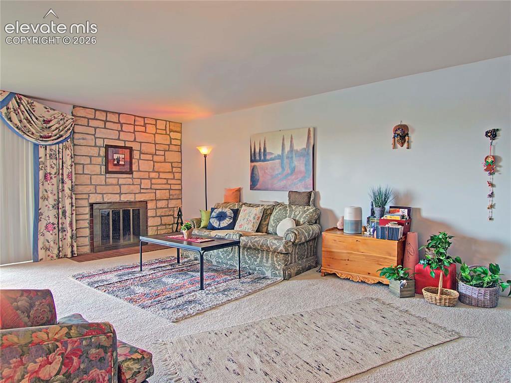 Image 4 of 30: Living Room