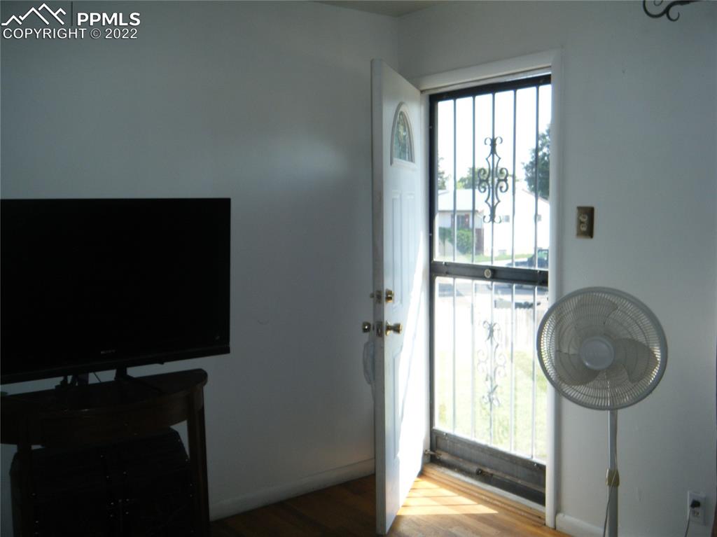 Listing 3826511, Image 8 of 10