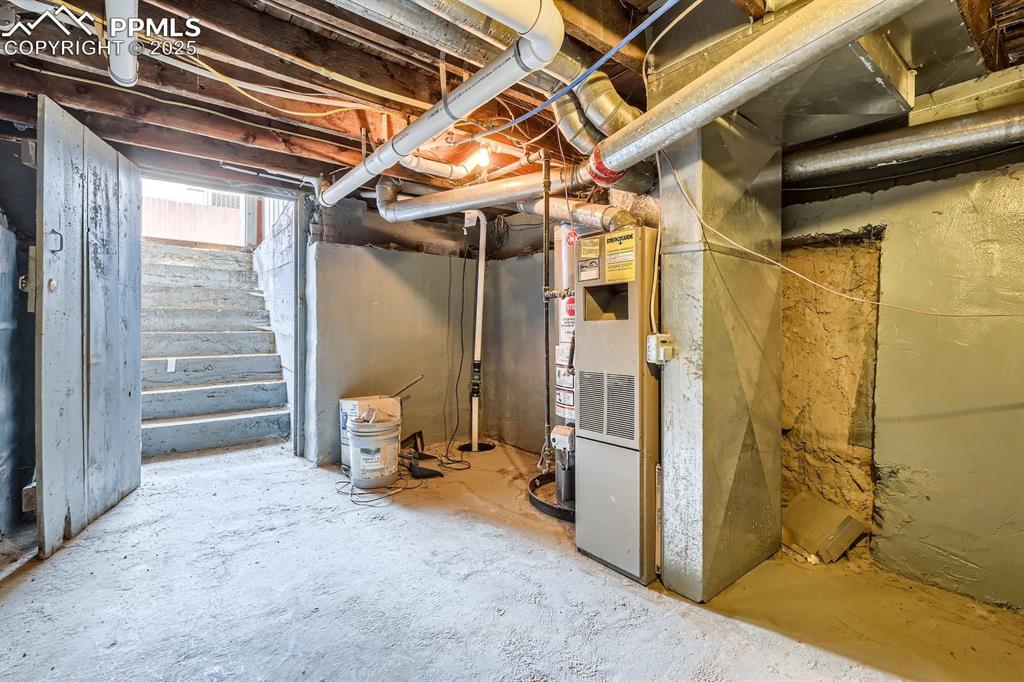 Image 10 of 11: Basement