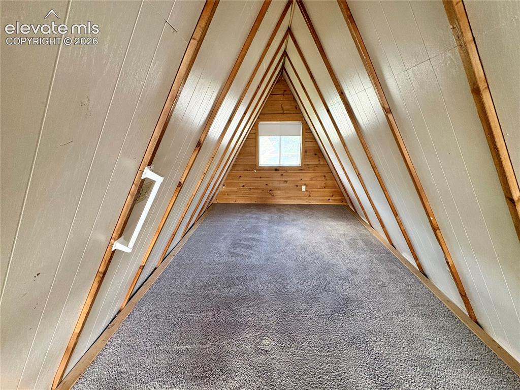 Image 16 of 19: Bonus Room