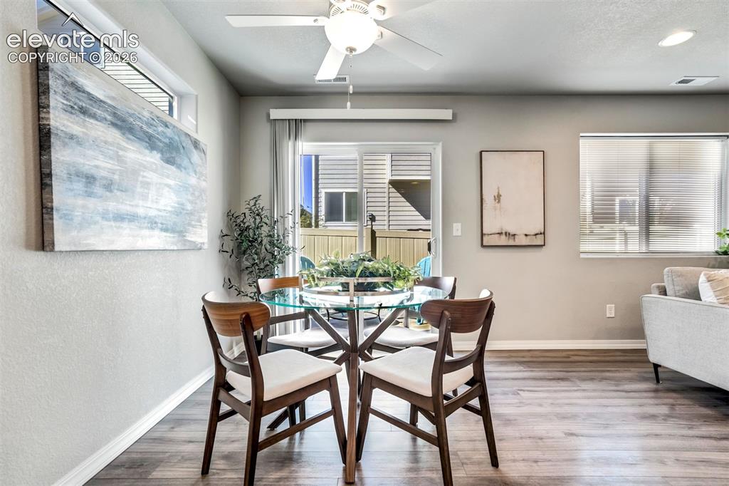 Image 20 of 49: Dining Area