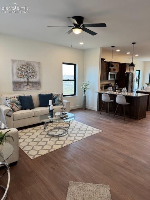 Image 2 of 18: Living Room