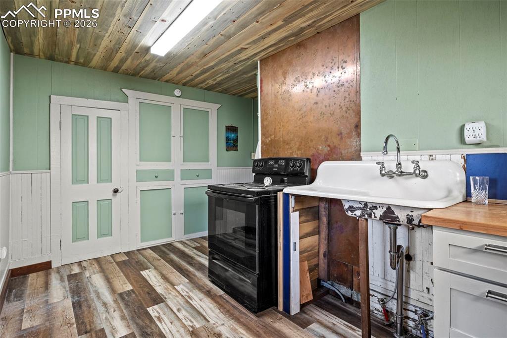 Image 20 of 30: Other