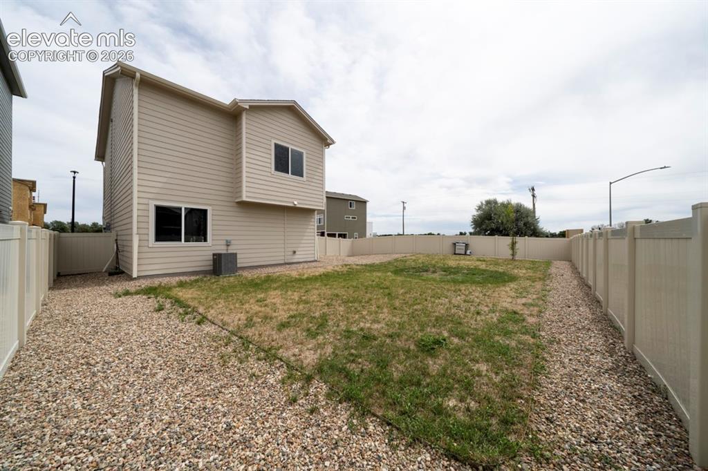 Image 15 of 16: Back of Structure