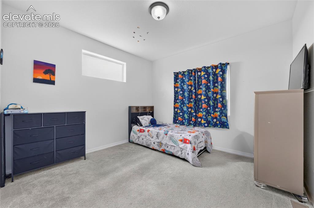 Image 8 of 16: Bedroom